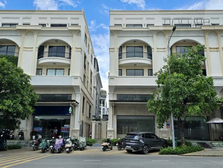 Nhà Nguyên Căn Đường Đinh Thị Thi Vạn Phúc City